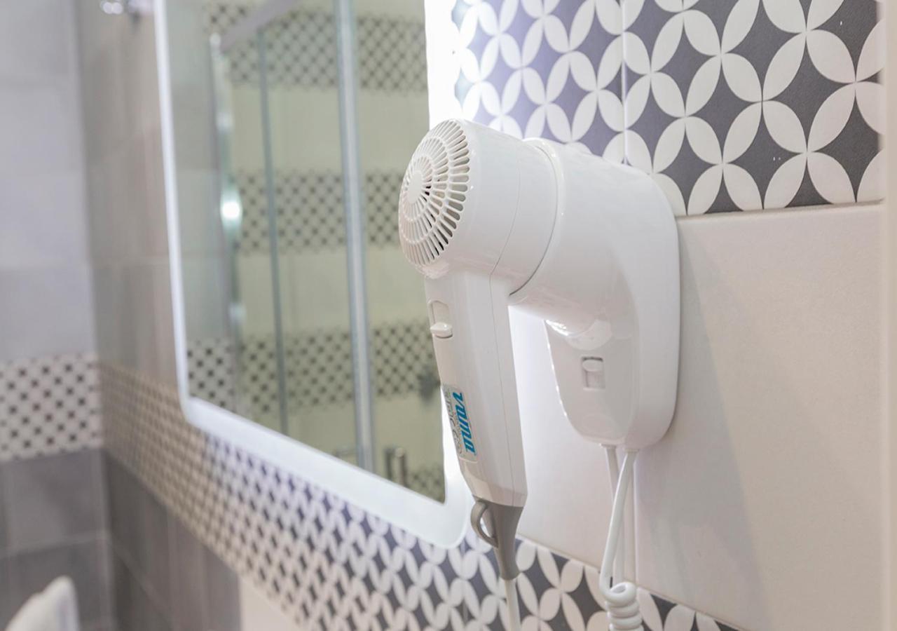B&B Vico Milano 18 Napoli Dış mekan fotoğraf