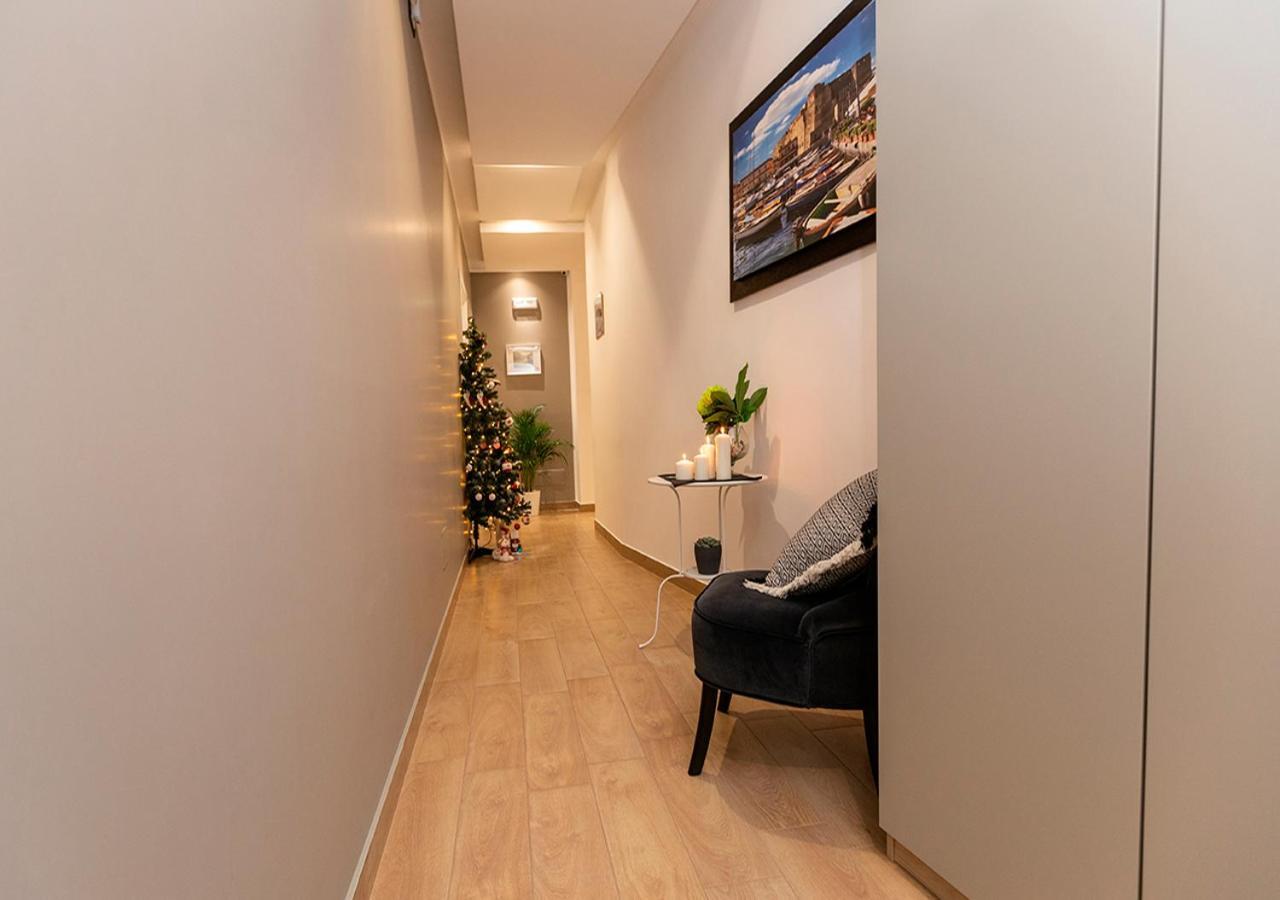 B&B Vico Milano 18 Napoli Dış mekan fotoğraf