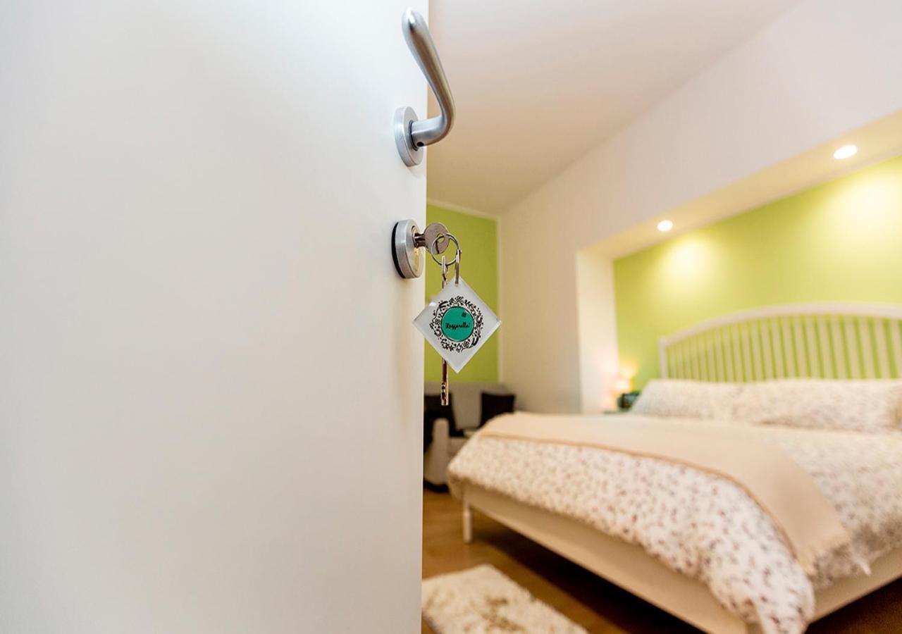 B&B Vico Milano 18 Napoli Dış mekan fotoğraf
