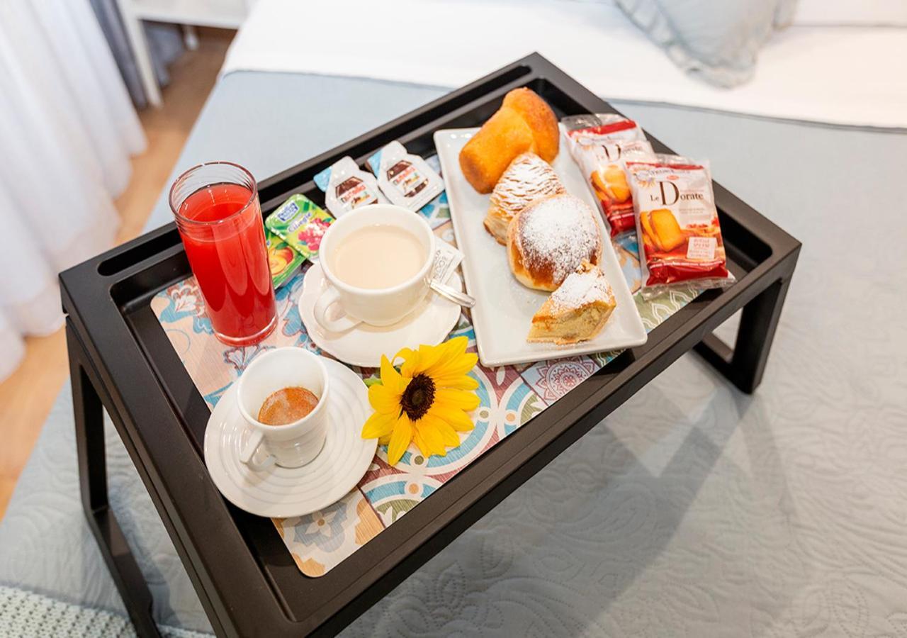 B&B Vico Milano 18 Napoli Dış mekan fotoğraf