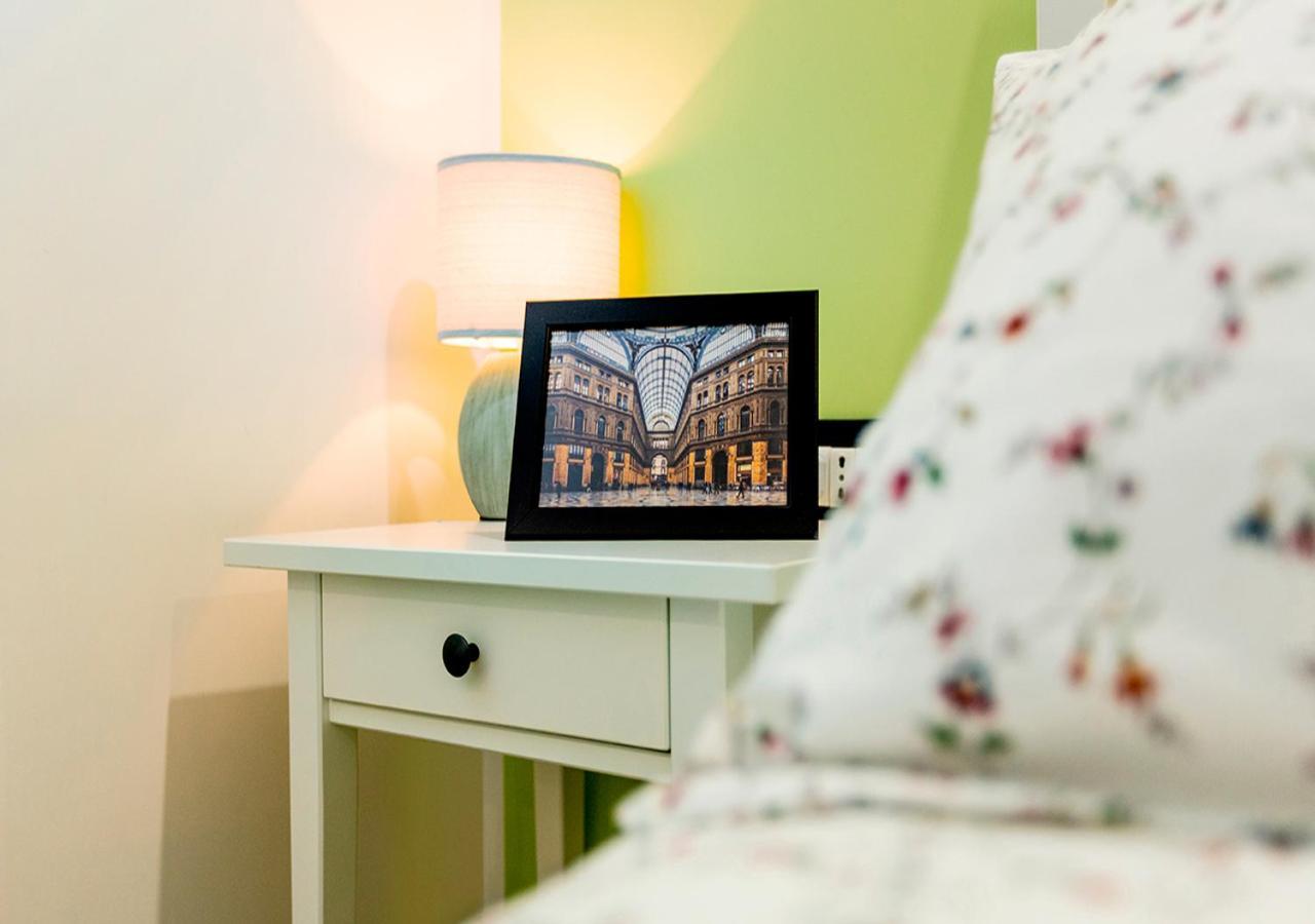 B&B Vico Milano 18 Napoli Dış mekan fotoğraf
